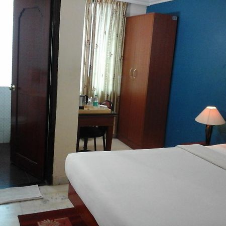 העיר בנגלור Hotel Pigeon International מראה חיצוני תמונה