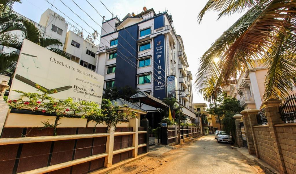 העיר בנגלור Hotel Pigeon International מראה חיצוני תמונה