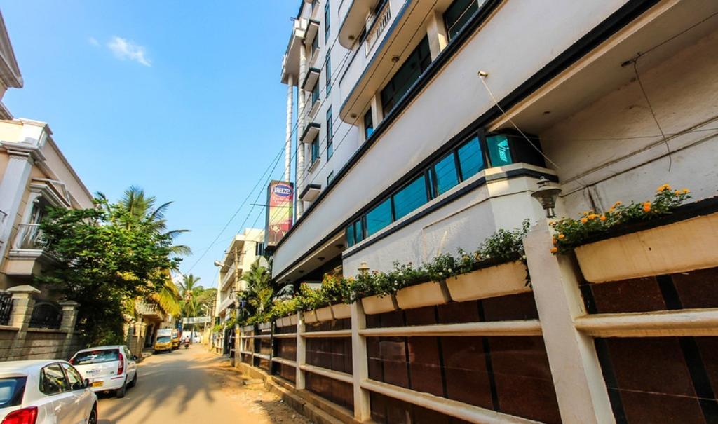 העיר בנגלור Hotel Pigeon International מראה חיצוני תמונה
