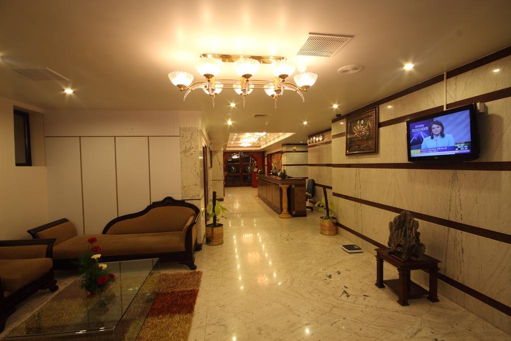 העיר בנגלור Hotel Pigeon International מראה חיצוני תמונה