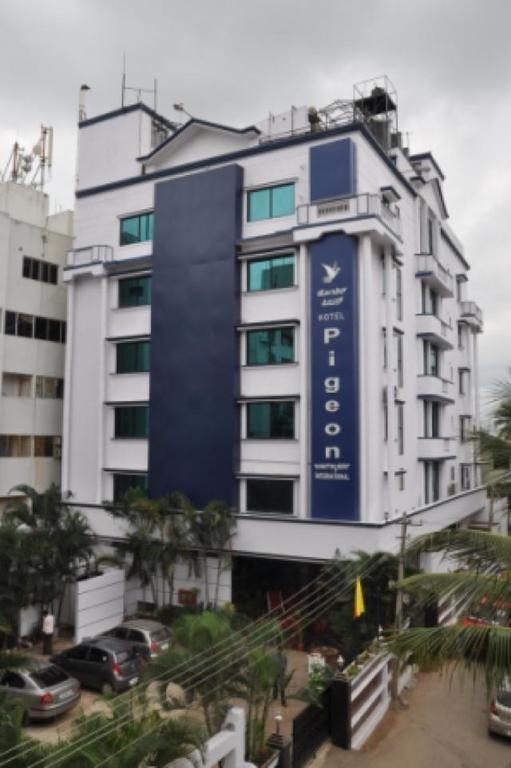 העיר בנגלור Hotel Pigeon International מראה חיצוני תמונה