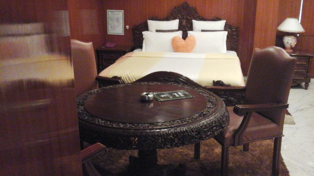 העיר בנגלור Hotel Pigeon International מראה חיצוני תמונה