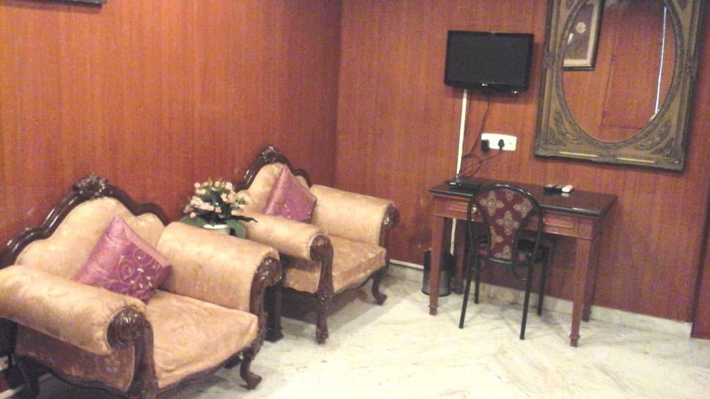העיר בנגלור Hotel Pigeon International מראה חיצוני תמונה